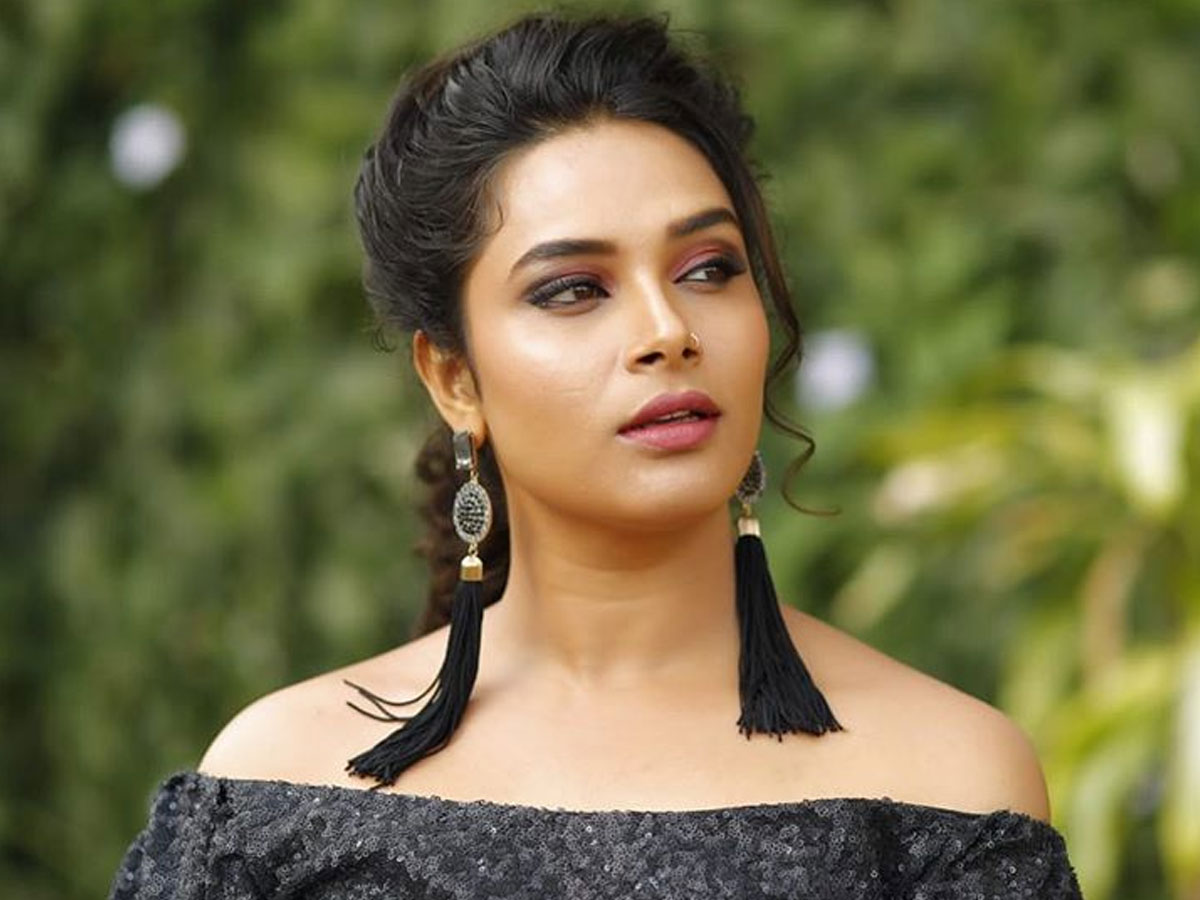 డెలివరికి ముందు కరోనా వచ్చింది పాపకు పాలివ్వడానికి కూడా లేదు