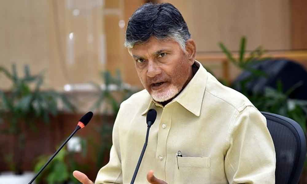 ఏపీలో ప్రమాదకరమైన కరోనా వైరస్ వ్యాపిస్తోంది :చంద్రబాబు