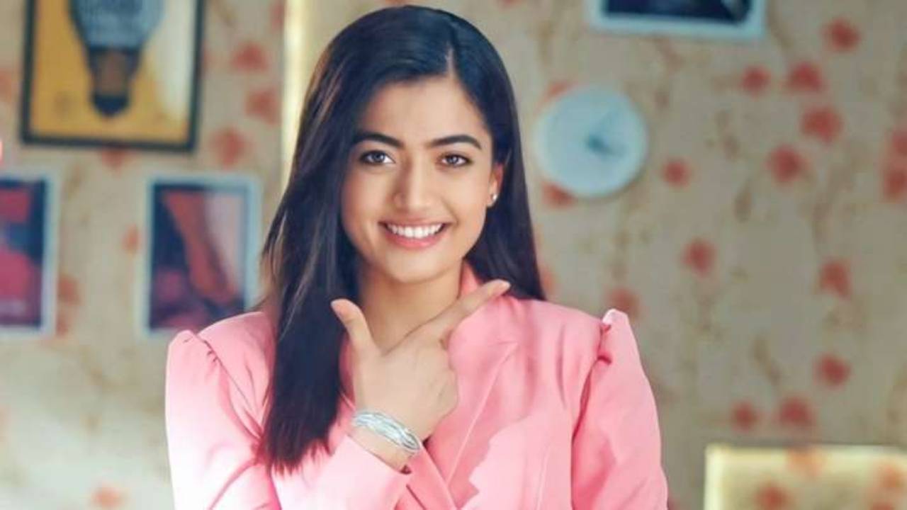 రష్మిక బాలీవుడ్ ఎంట్రీ మామూలుగా లేదుగా!