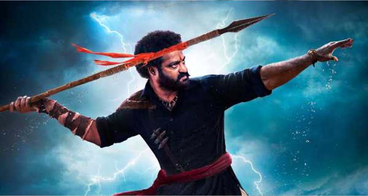 యన్టీఆర్ హై వోల్టేజ్ లుక్! అసంతృప్తిలో ఫ్యాన్స్!