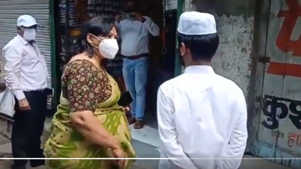 లాక్ డౌన్ రూల్స్ అతిక్రమించాడని చట్టాన్ని  చేతుల్లోకి తీసుకుని కుర్రాడి చెంప చెళ్ళుమనిపించిన అడిషనల్ కలక్టర్!!.