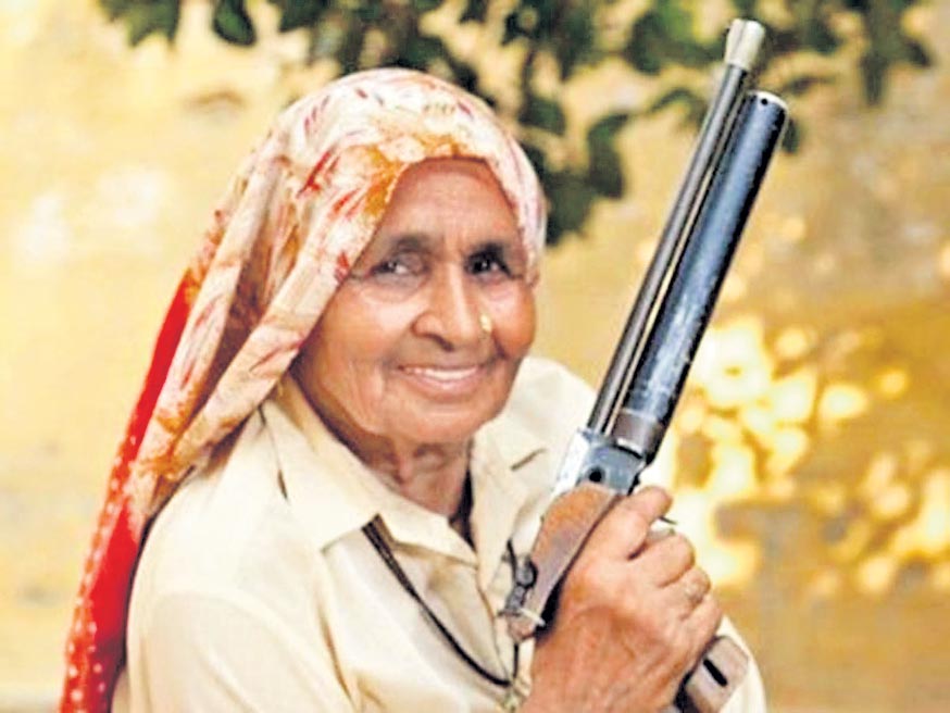 కరోనాతో పోరాడుతూ’షూటర్‌ దాది’ మృతి