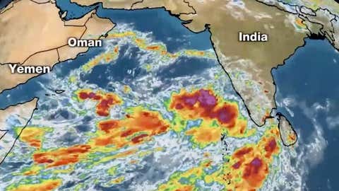 ముంచుకొస్తున్న తౌక్టే తుఫాను, ఏపీలో భారీ వర్షాలు