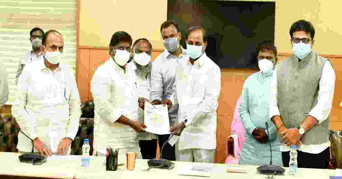 సీఎం కేసీఆర్ తో కాంగ్రెస్ నేతల సమావేశం