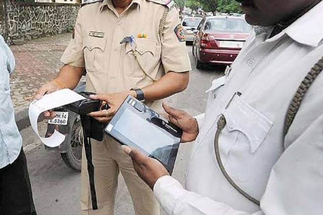పెళ్ళికొచ్చిన వాళ్లకి పోలీసుల రిటర్న్ గిఫ్ట్! – వెయ్యేసి రూపాయల వడ్డింపు!..