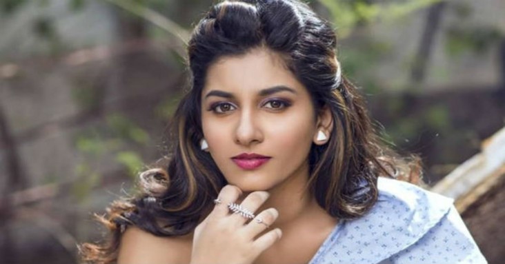 నన్ను పెళ్లి చేసుకో.. ముఖేష్ ను కందాం