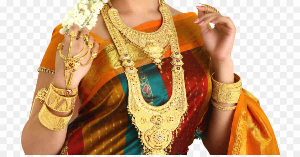 పెరిగిన 22 క్యారెట్ బంగారం ధర, వెండి ధరలో మార్పు లేదు