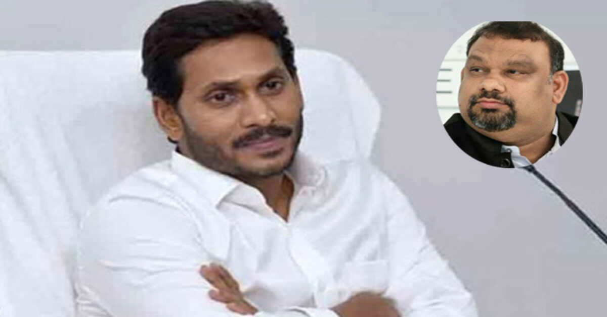 మహేష్ కు ఆర్దిక సాయంపై విమర్శల వర్షం