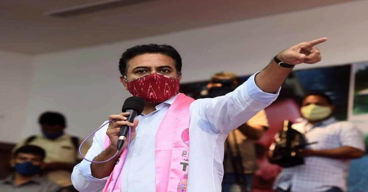 కేటీఆర్ కళ్ల ముందే యాక్సిడెంట్, వెంటనే తన కారులో