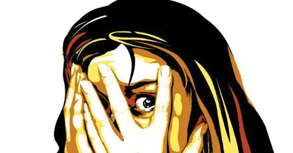 ఓ మహిళతో కలిసి మరో మహిళపై అత్యాచారం, హత్య