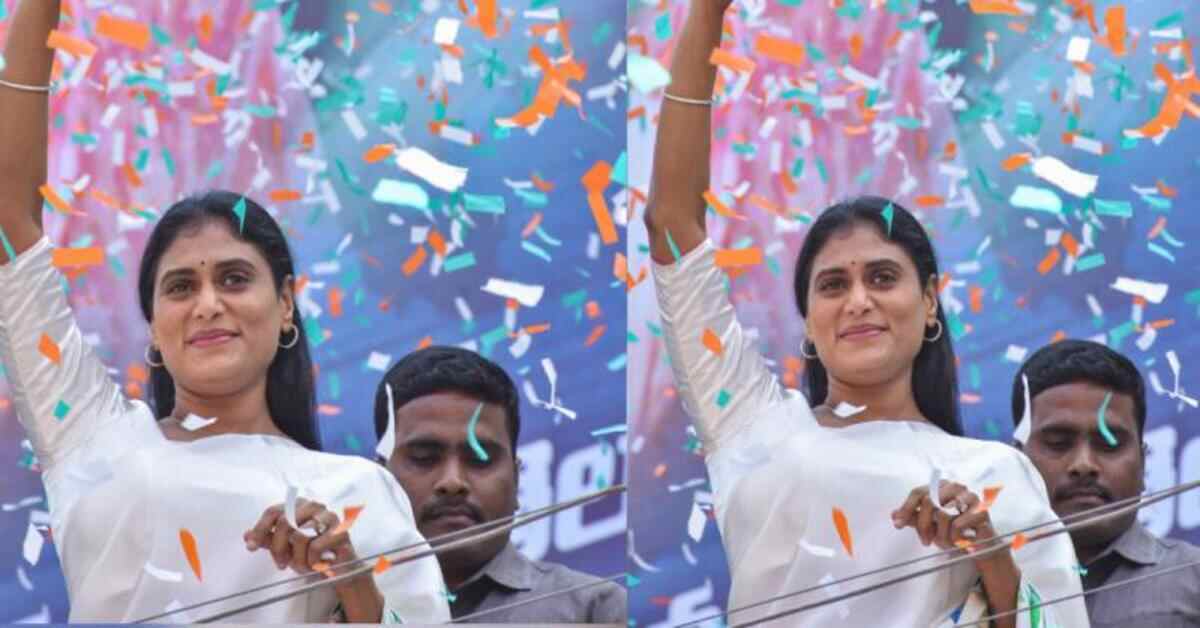 టీఆర్ ఎస్, కాంగ్రెస్, బీజేపీ పార్టీలను కడిగిపారేసిన షర్మిల