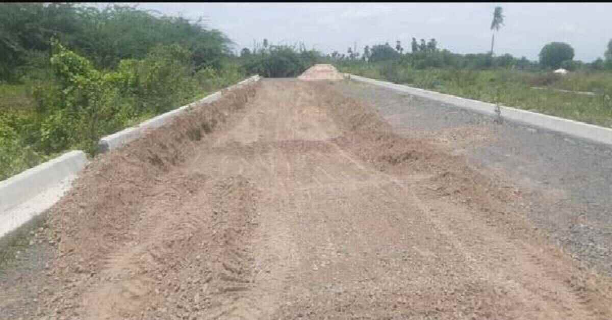 అమరావతిలో రోడ్డును ఎత్తుకెళ్లిన దొంగలు