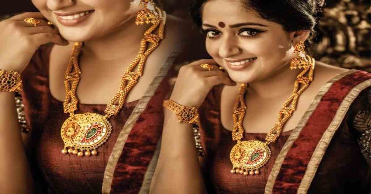 ఈరోజు హైదరాబాద్ లో స్వల్పంగా పెరిగిన  బంగారం ధర.