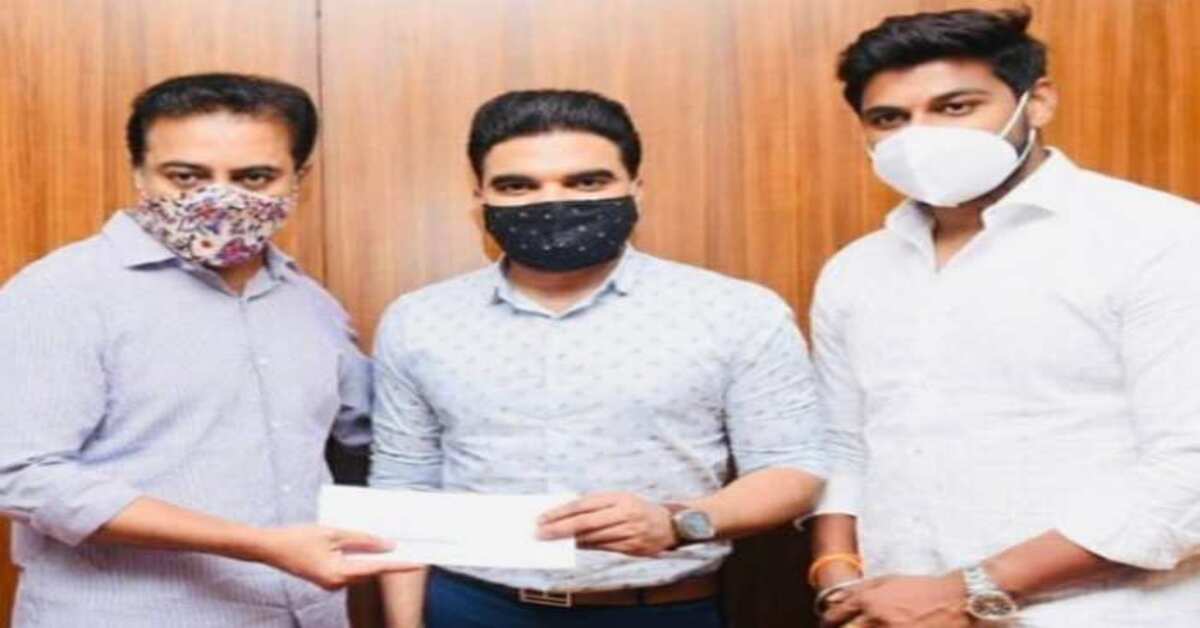 మంత్రి కేటీఆర్ కు చెక్ ఇచ్చిన యాంకర్ ప్రదీప్