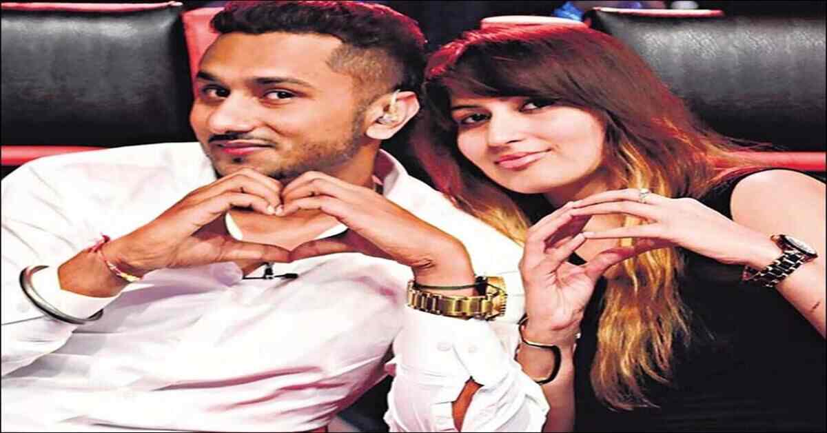 హనీసింగ్ తండ్రి నా గదిలోకి వచ్చి తాకరాని చోట అసభ్యంగా