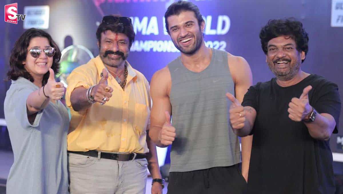 లైగర్ టీమ్ తో సందడి చేసిన బాలయ్య.. ఫోటోలు వైరల్!