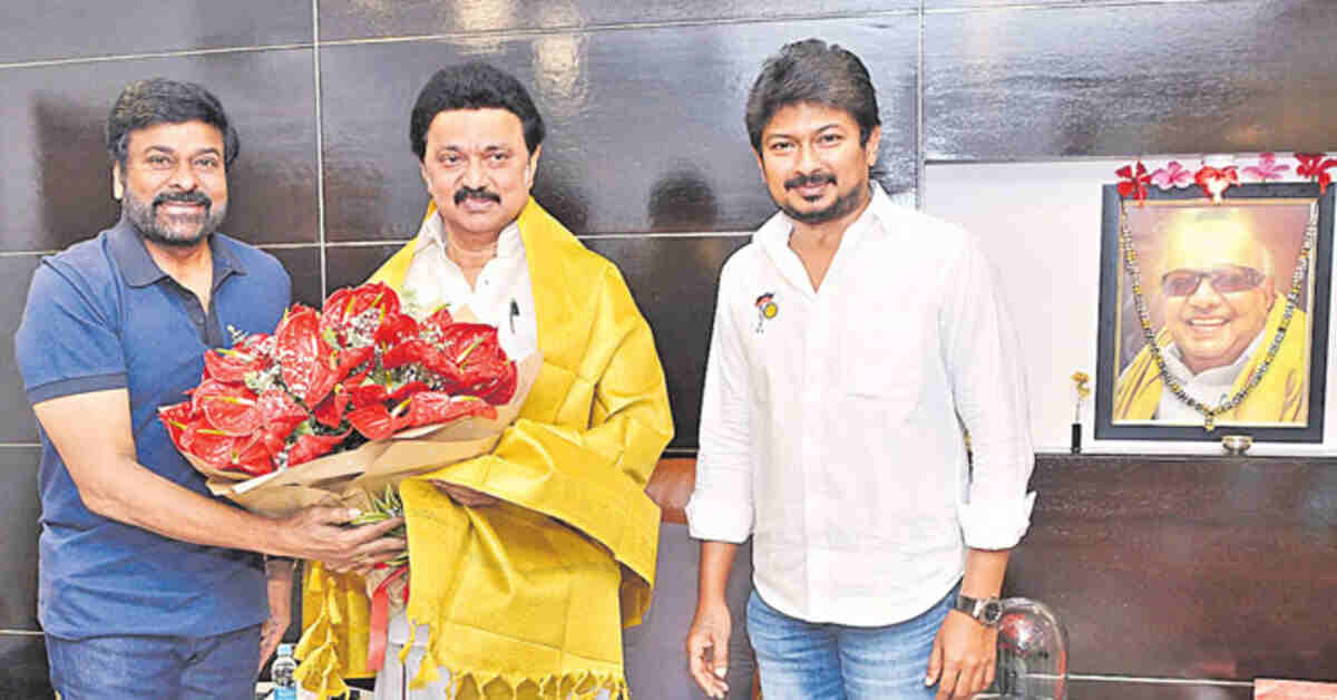 అయనను పవన్ పొగిడారు, చిరంజీవి కలిశారు.. ఇంతకీ ఏంజరుగుతోంది