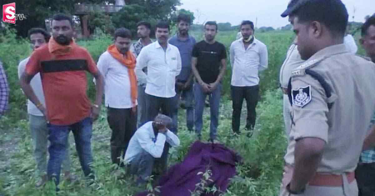 ఒంటరి మహిళపై దొంగల హల్చల్.. కడియాల కోసం కాళ్లు నరికి..!