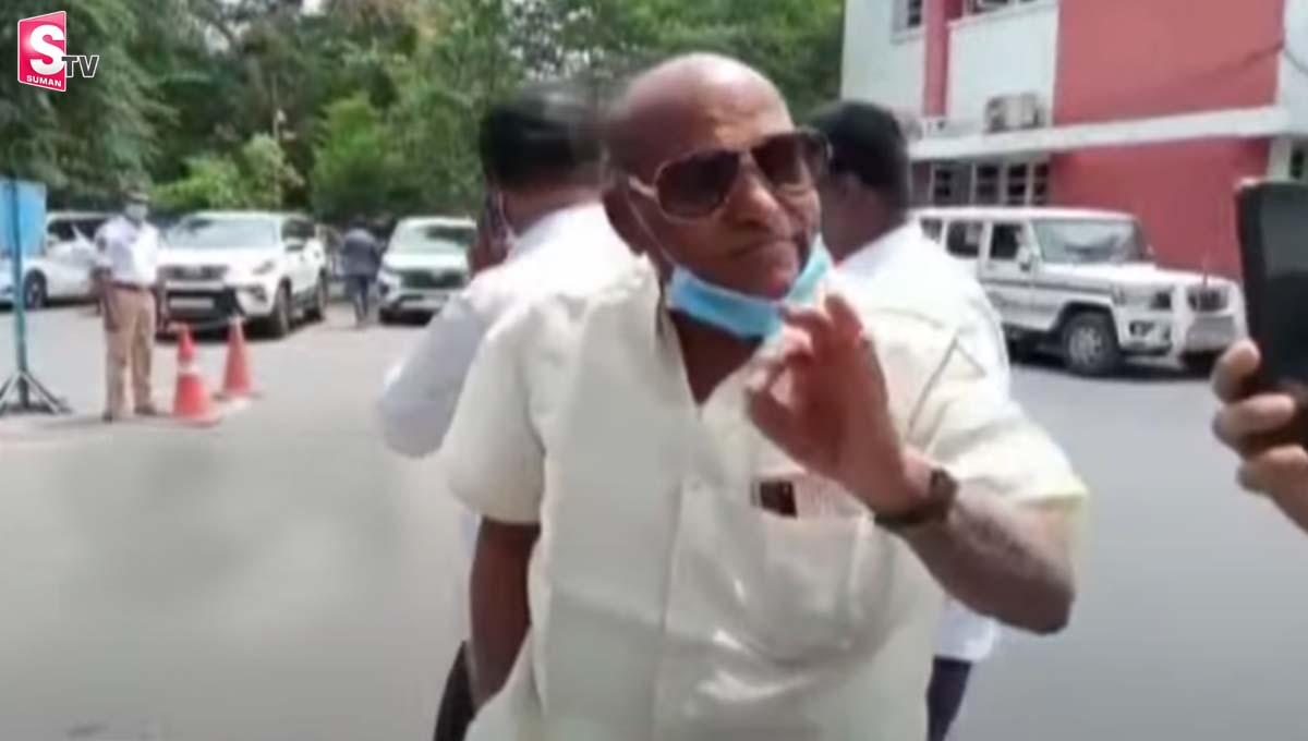 ఆంధ్ర వద్దు.. తెలంగాణ ముద్దు.. జేసీ దివాకర్ రెడ్డి సంచలన వ్యాఖ్యలు!