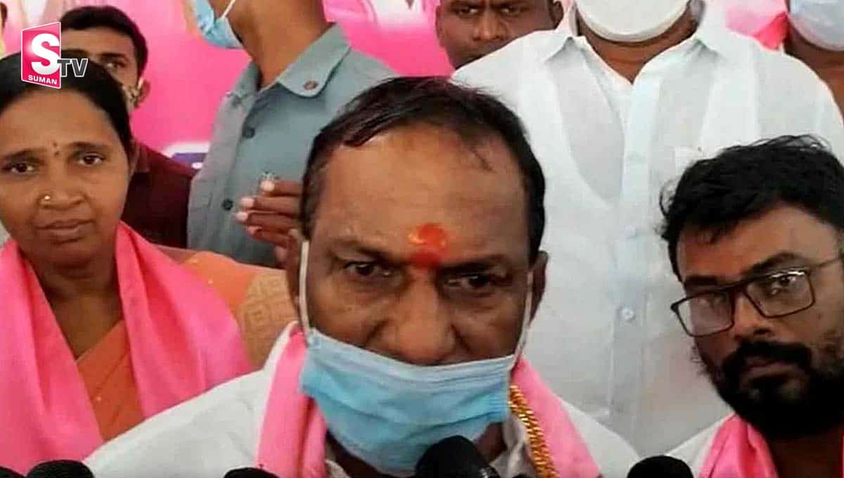వాడిని ఎన్‌కౌంటర్ చేస్తాం.. మీడియా ముందే మంత్రి మల్లారెడ్డి వార్నింగ్!