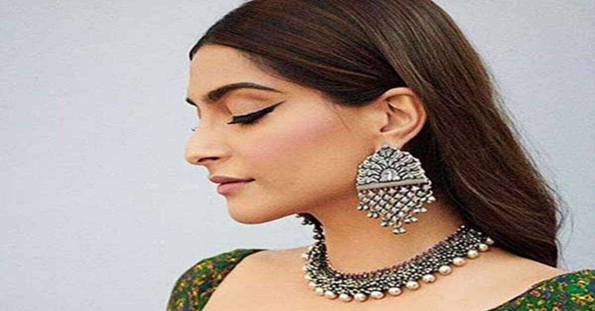 వెండి ప్రియులకు శుభవార్త.. మార్కెట్లో 3600 తగ్గిన వెండి  ధర