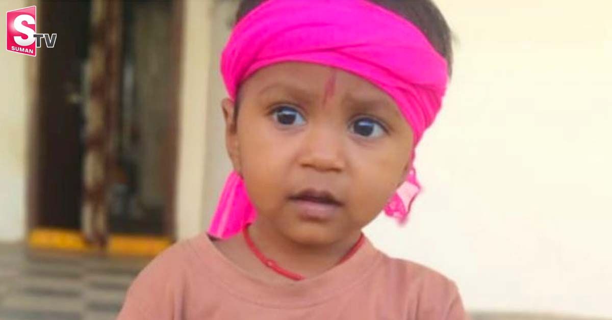 విషాదం: తండ్రి కారు కింద పడి కుమారుడు మృతి!