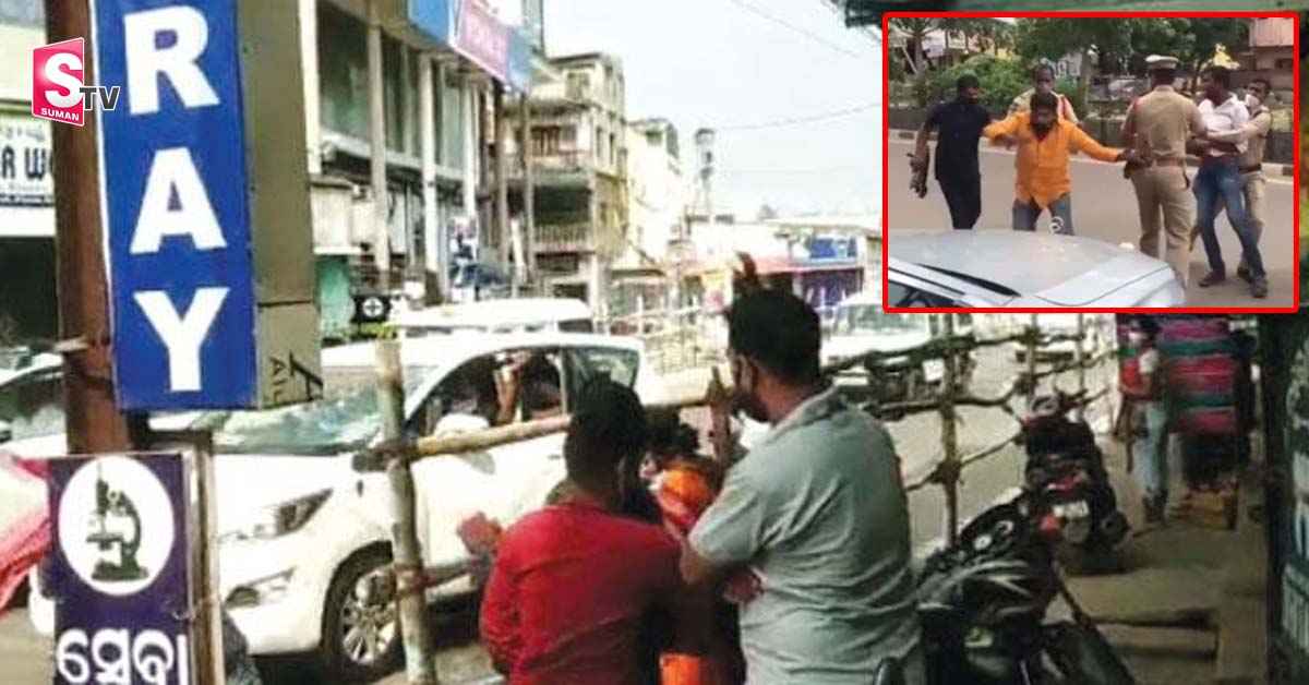 బిగ్ బ్రేకింగ్: సీఎం కాన్వాయ్‌పై కోడిగుడ్ల దాడి!