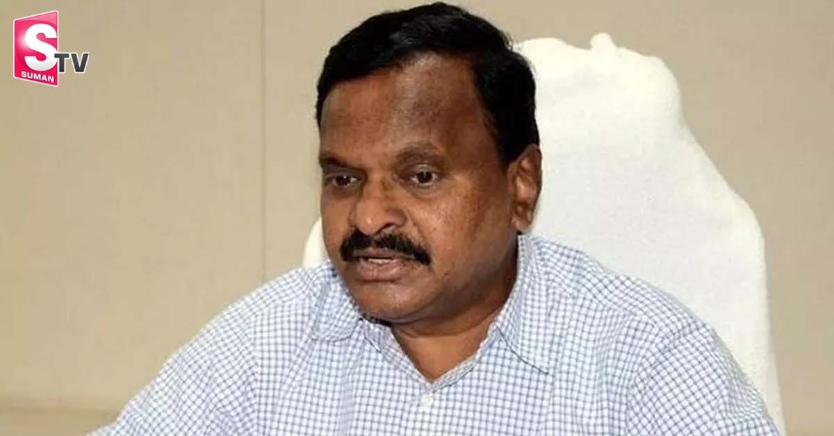 సిద్దిపేట జిల్లా కలెక్టర్ రాజీనామా..