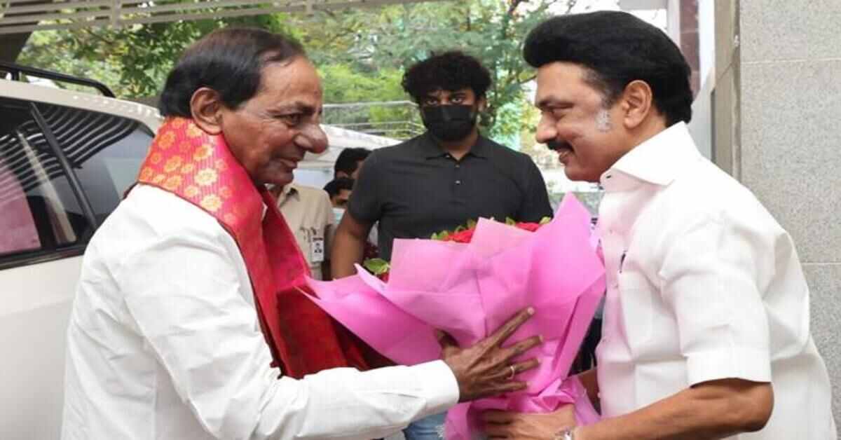 తమిళనాడు సీఎం స్టాలిన్ ను యాదాద్రికి ఆహ్వానించిన కేసీఆర్
