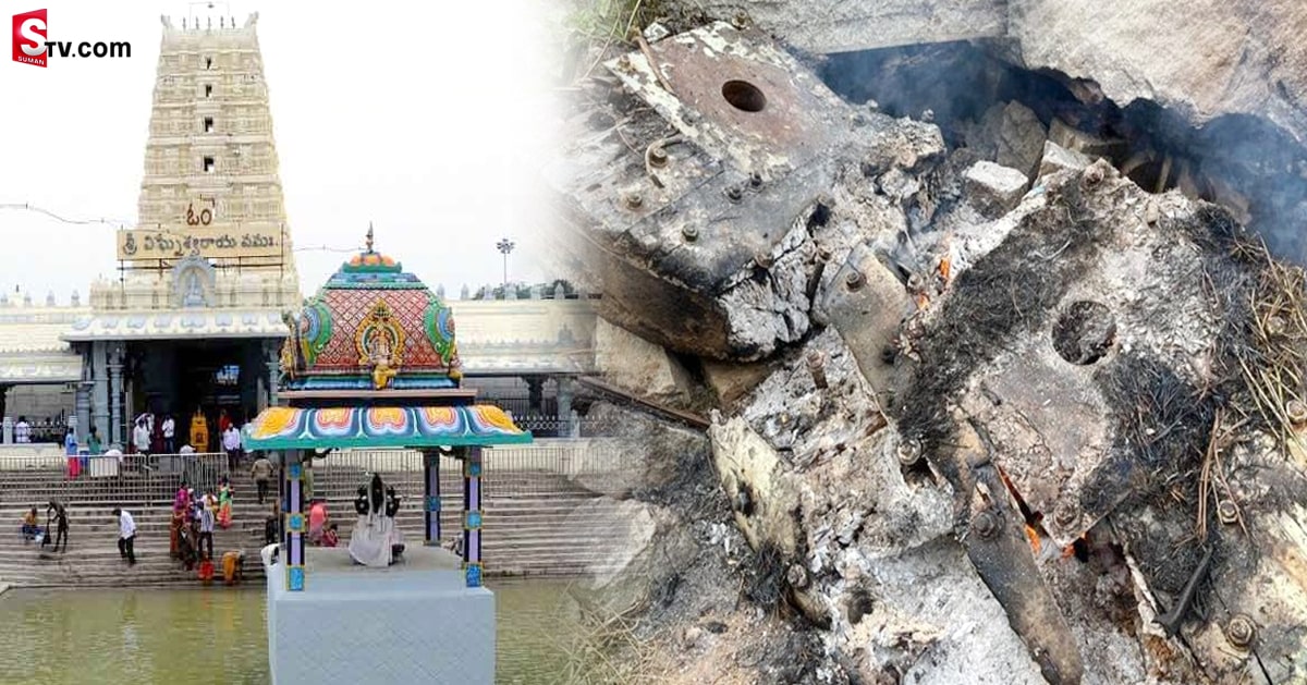 కాణిపాకం ఆలయంలో దారుణం! రథచక్రాలు తగలబెట్టిన దుండగులు!