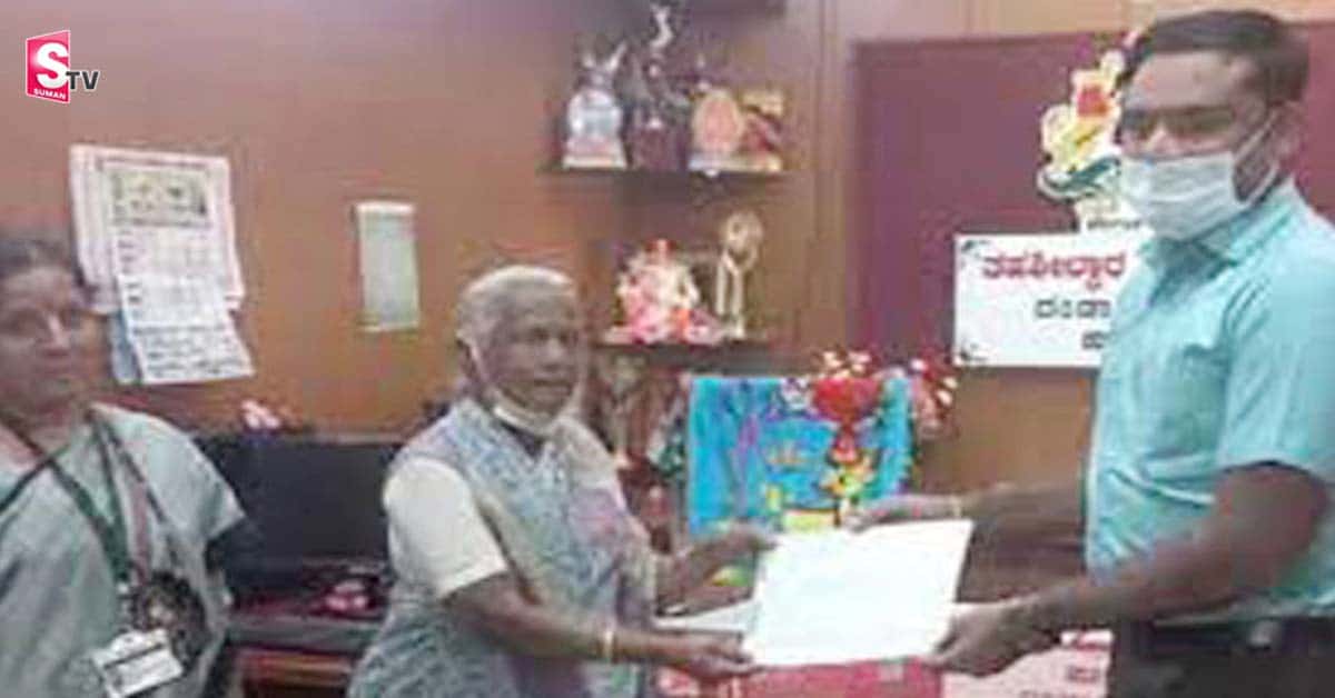 ఆస్తి రాయించుకుని తల్లిని గెంటేసిన కొడుకులు.. గుణపాఠం చెప్పిన తల్లి