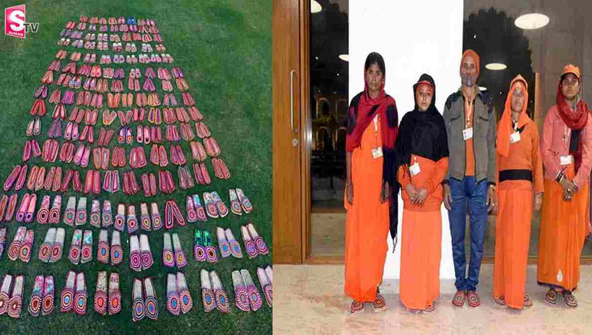 ఆలయ  సిబ్బందికి ప్రధాని మోదీ జూట్ పాదరక్షలు కానుక..!