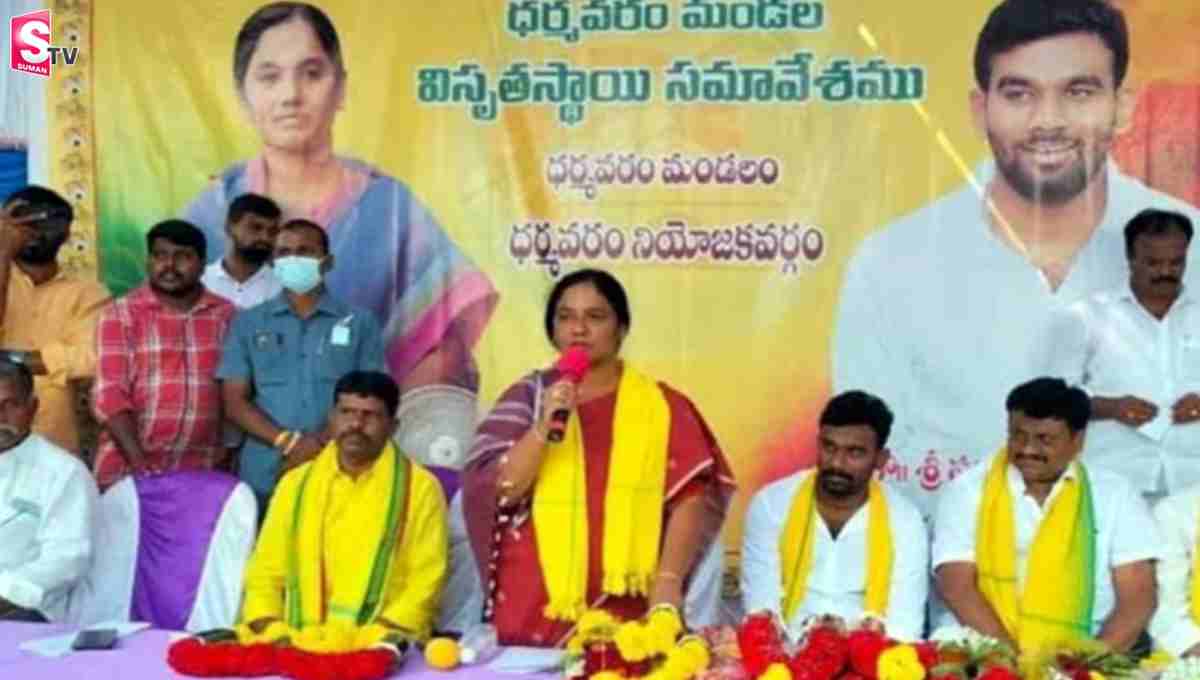 నా బిడ్డను ధర్మవరం ప్రజల చేతుల్లో పెడుతున్నా : పరిటాల సునీత