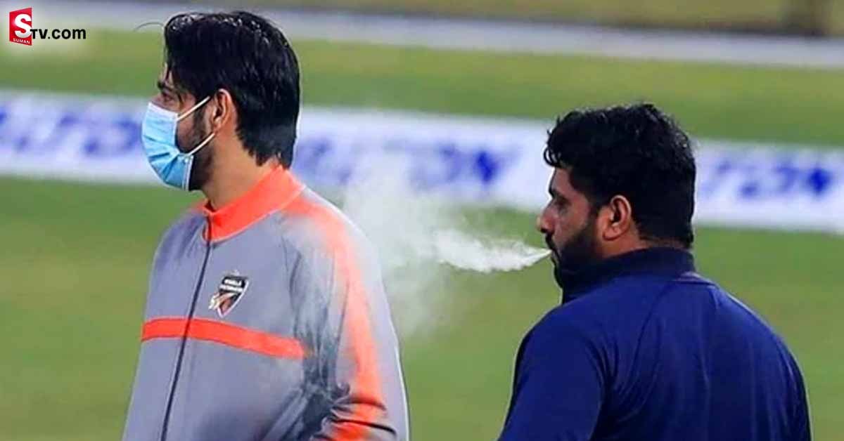 గ్రౌండ్‌లో సిగరేట్‌ తాగుతూ కెమెరాకు చిక్కిన స్టార్‌ క్రికెటర్‌