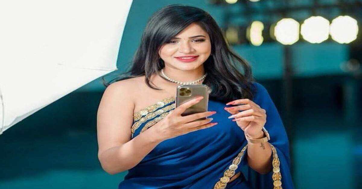 అభిమాని సెల్ నెంబర్ పోస్ట్ చేసిన అషూ రెడ్డి.. ఎంజాయ్ అంటూ