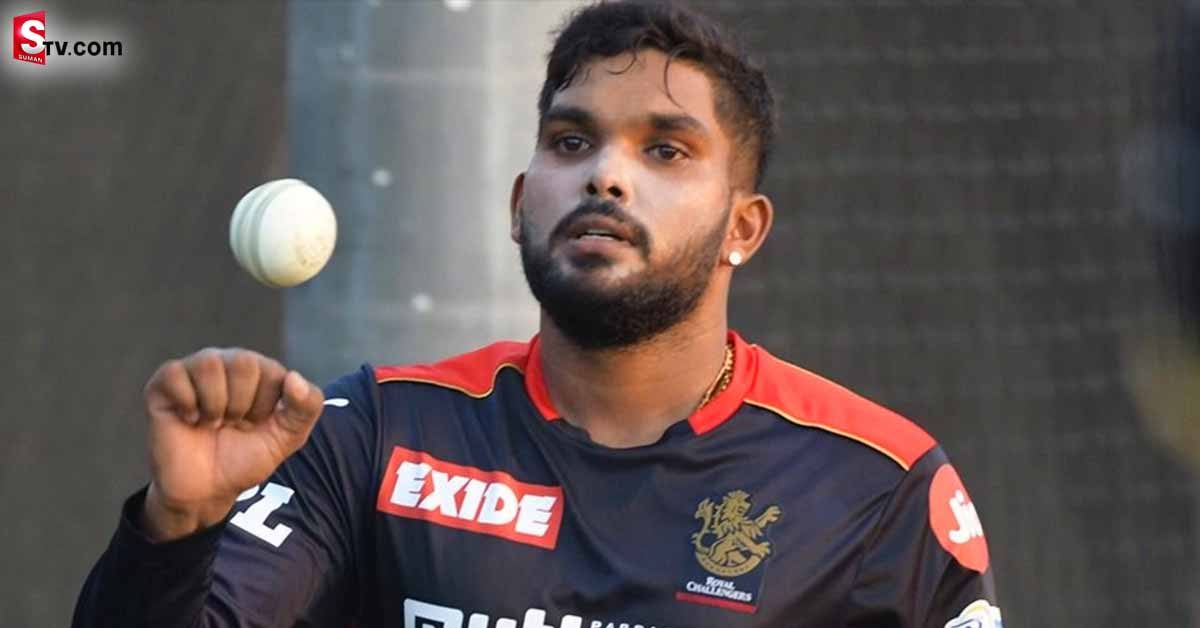 హసరంగాని 10.75 కోట్లకి దక్కించుకున్న RCB!