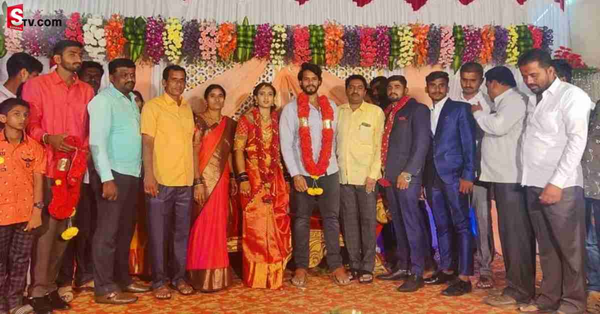 ఇంతకీ పెళ్లికూతురు పక్కన ఇతను ఎవరు?