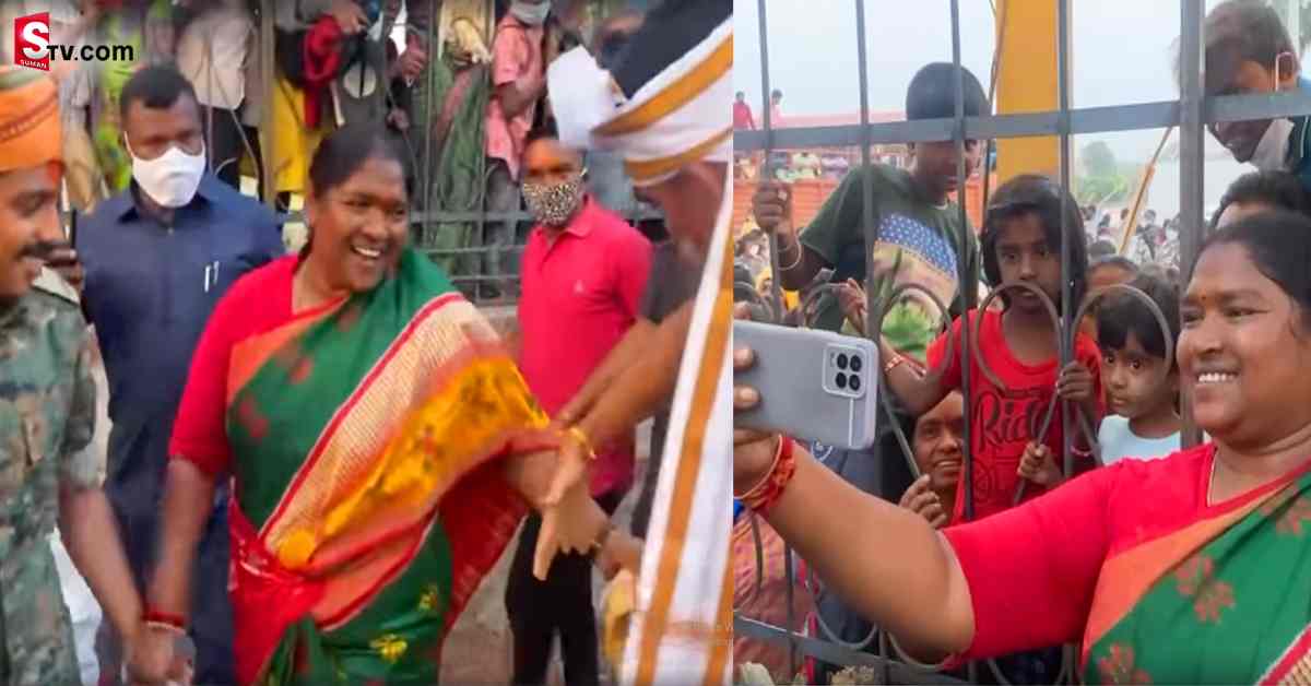 మేడారం జాతరలో ఎమ్మెల్యే సీతక్క మాస్ ఫాలోయింగ్!