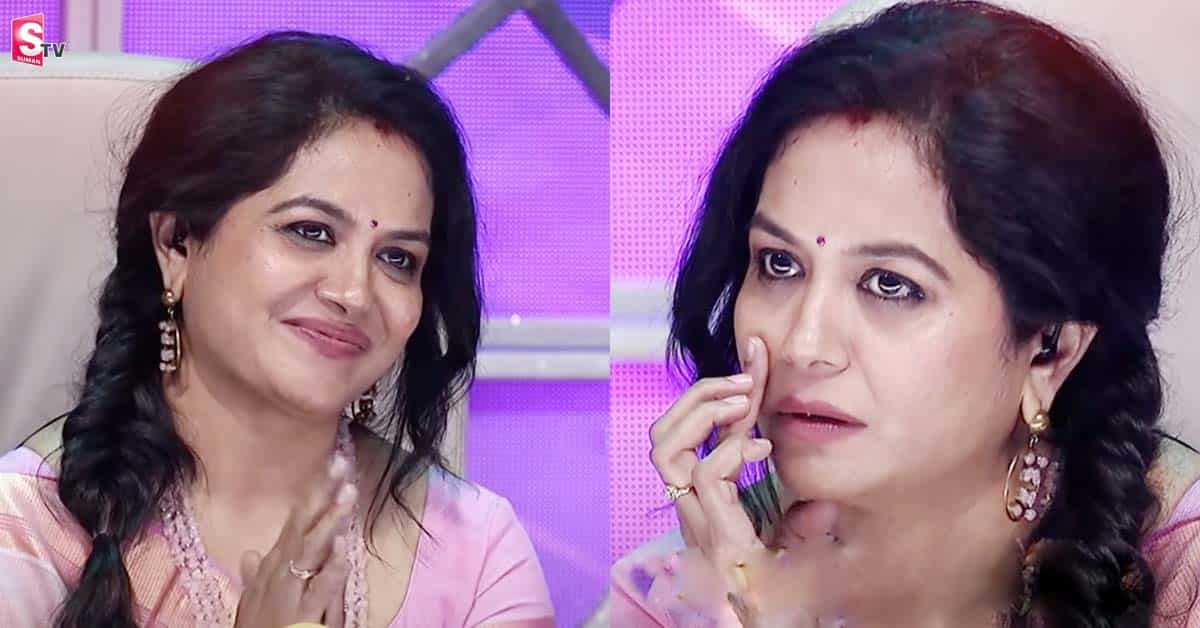 లైవ్ లో సింగర్ సునీత ఎమోషనల్.. కన్నీళ్లు ఆపుకోలేక!