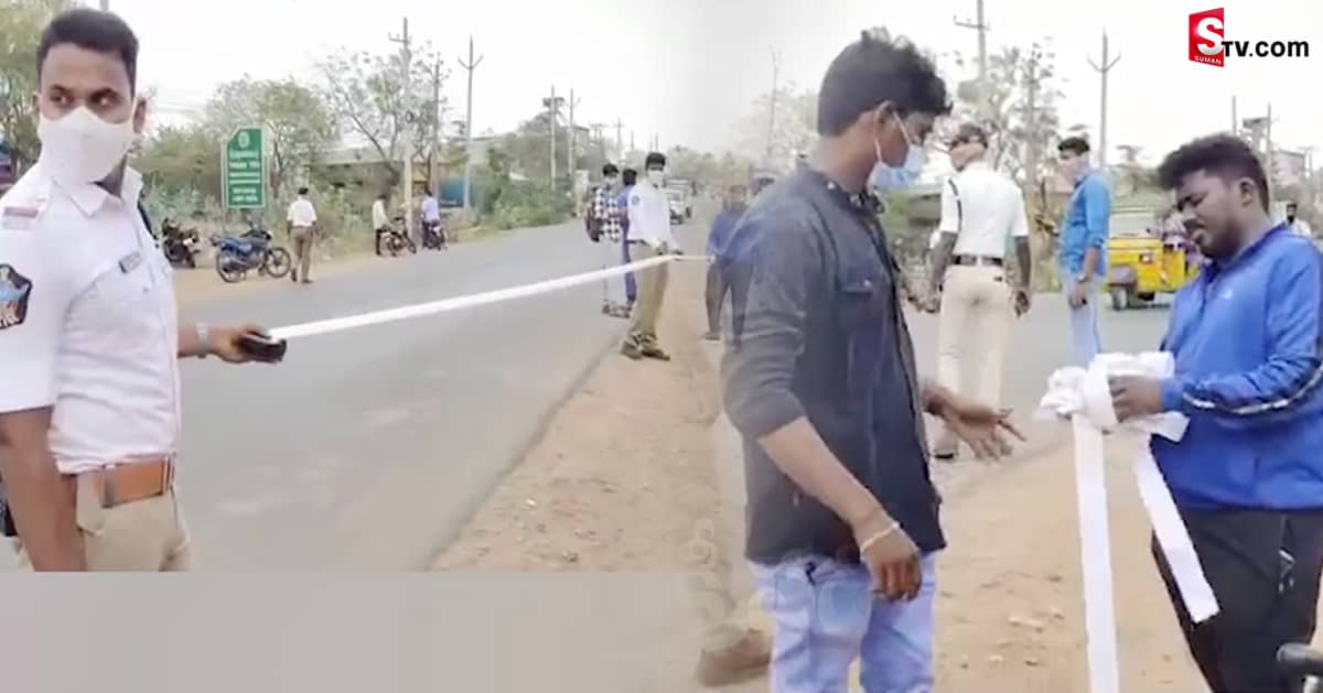 ట్రాఫిక్ పోలీసులకు ఝలక్ ఇచ్చిన వాహనదారుడు!