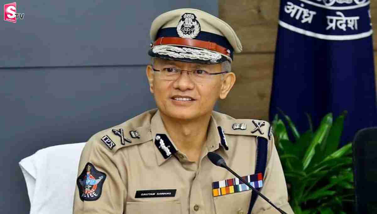 బ్రేకింగ్‌: ఏపీ DGP గౌతమ్ సవాంగ్‌ బదిలీ..