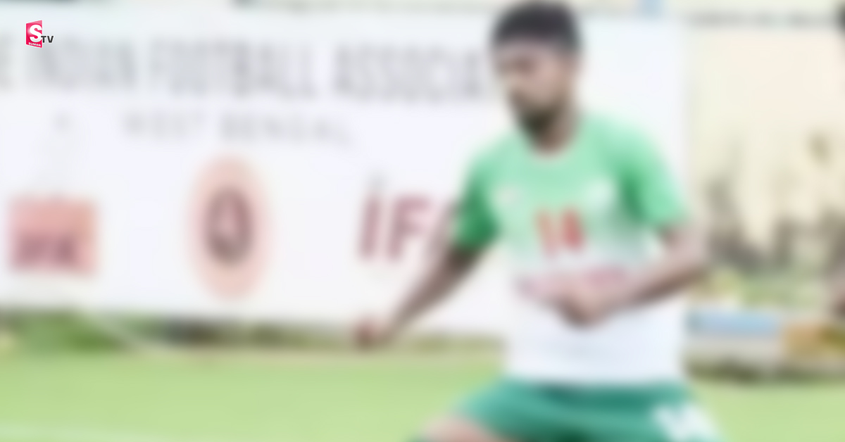 ఛాతికి బాల్ తాకి మైదానంలో కుప్పకూలిన ఆటగాడు మృతి!