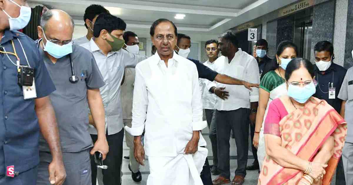 సీఎం KCR ఆరోగ్యం గురించి డాక్టర్స్ ఏమి చెప్పారంటే?