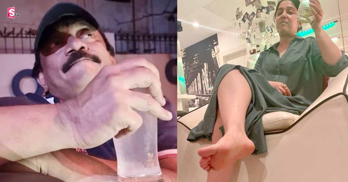 రామ్ గోపాల్ వర్మతో కలిసి ఛార్మి సిట్టింగ్! పిక్ వైరల్!