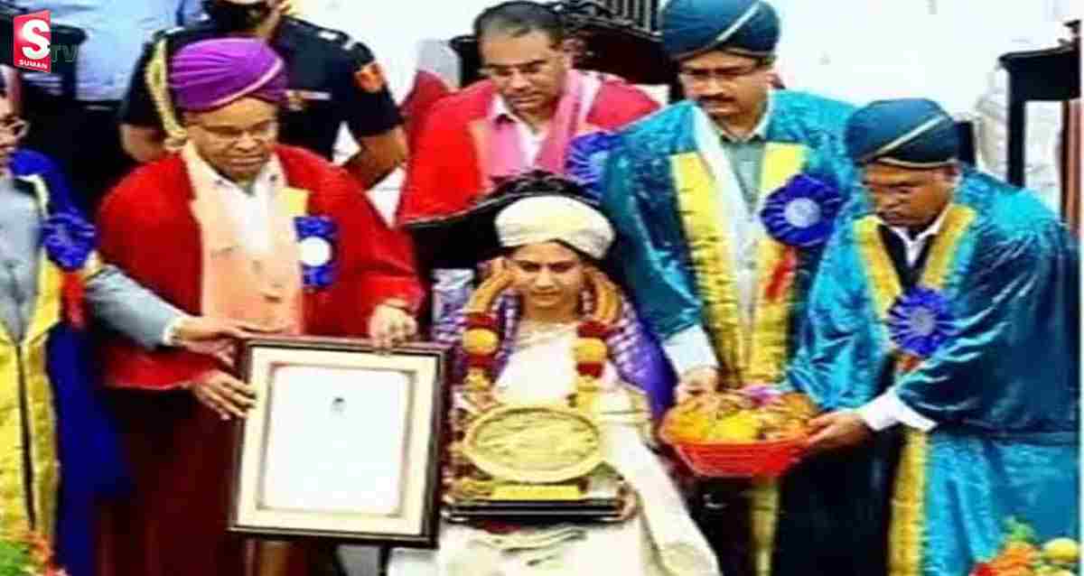 ప‌వ‌ర్ స్టార్ పునీత్ రాజ్ కుమార్‌కు డాక్ట‌రేట్.. అశ్వ‌నికి అవార్డు ప్ర‌ధానం!