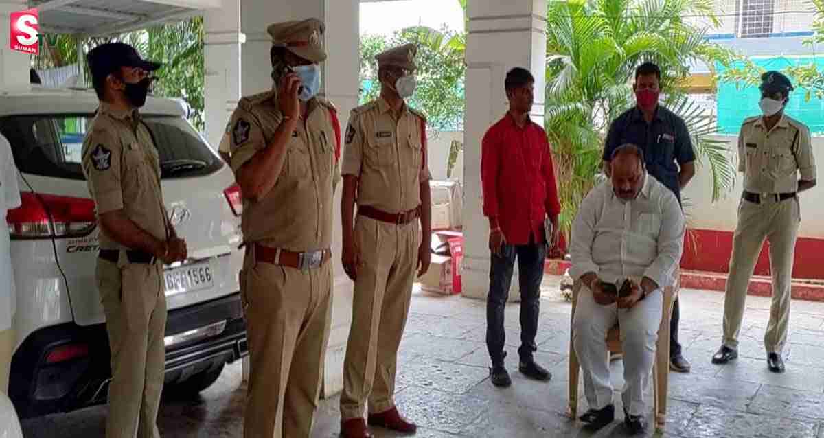 టీడీపీ అధ్యక్షుడు అచ్చెన్నాయుడు హౌస్ అరెస్ట్.. ఇంటి చుట్టూ పోలీసులు!