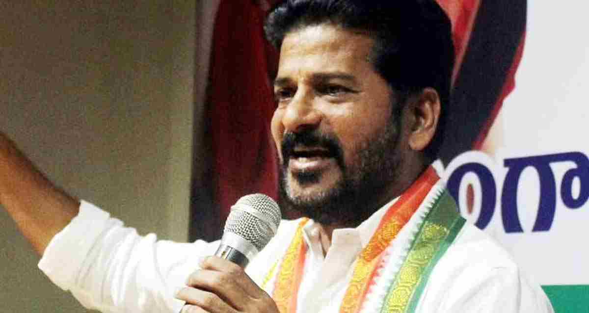 బ్రేకింగ్ : రేవంత్ రెడ్డి కాన్వాయ్ కి ప్రమాదం