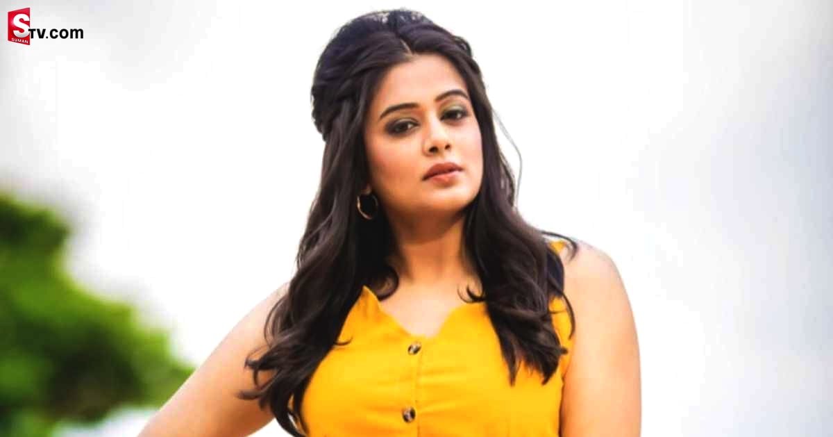 నన్ను విమర్శించే హక్కు వాళ్ళకి ఎక్కడిది: ప్రియమణి