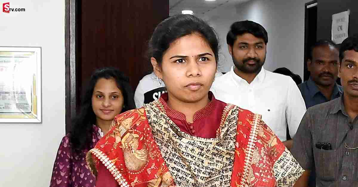 భూమా అఖిల ప్రియపై ఎస్పీకి ఫిర్యాదు చేసిన సోదరుడు