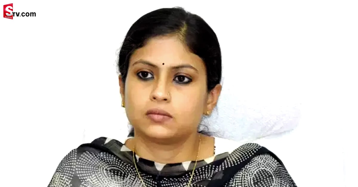 కలెక్టర్ ఫోటోతో డబ్బులు కావాలంటూ మెసేజ్ లు..! తొందరపడ్డ ప్రభుత్వ డాక్టర్!